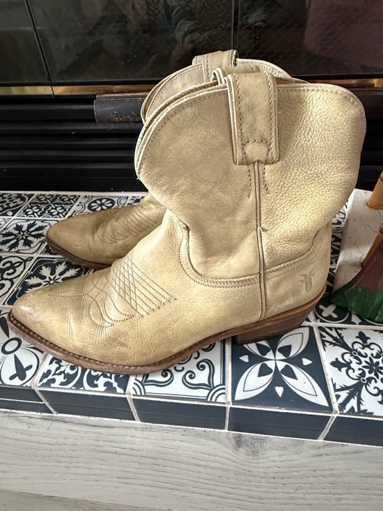 Frye Shoes - Frye Beige Western Ankle Boots
